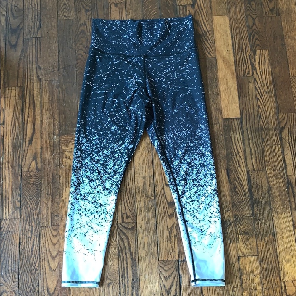 Black and white leggings